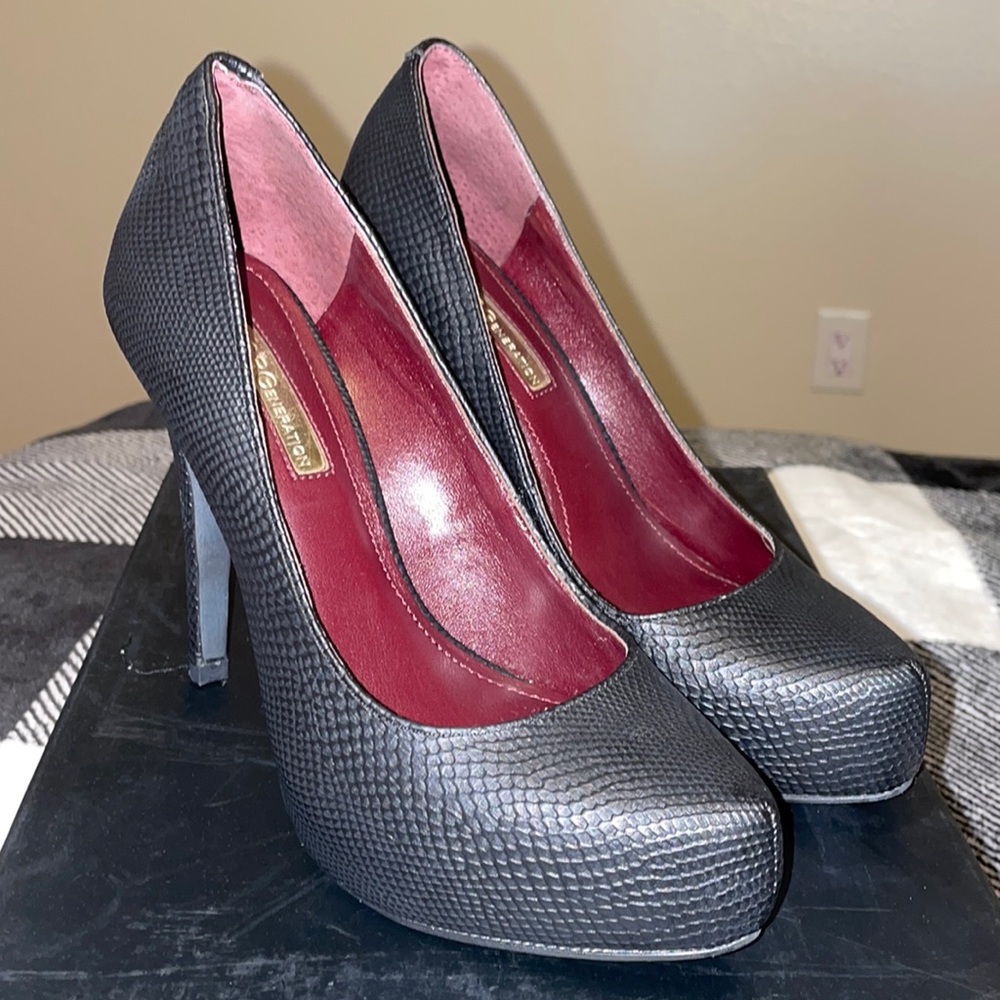 BCBGeneration black heels size 5